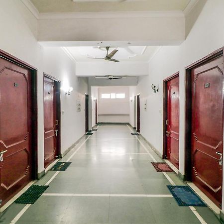 J C Guest House Hasanganj Екстер'єр фото